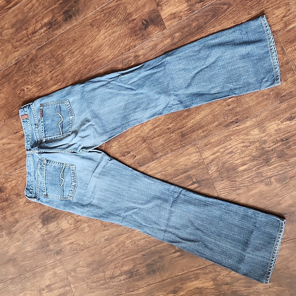 Jeans - Picture 2 of 3